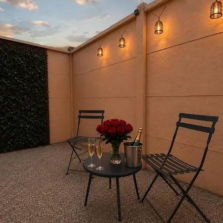 La Bulle Romantique, T2, 2p, Terrasse, Jacuzzi Moreuil